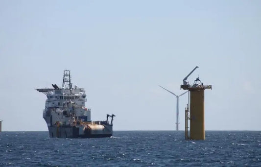 La pose des câbles interéoliennes est terminée sur le parc de Saint-Nazaire - Le Marin Publié le 18/08/2022 Vinsenk prod